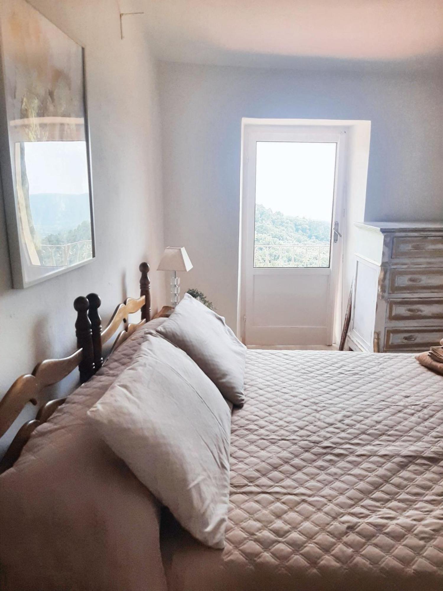 Comfortable Apartment With Sea View In Falcinello Eksteriør billede